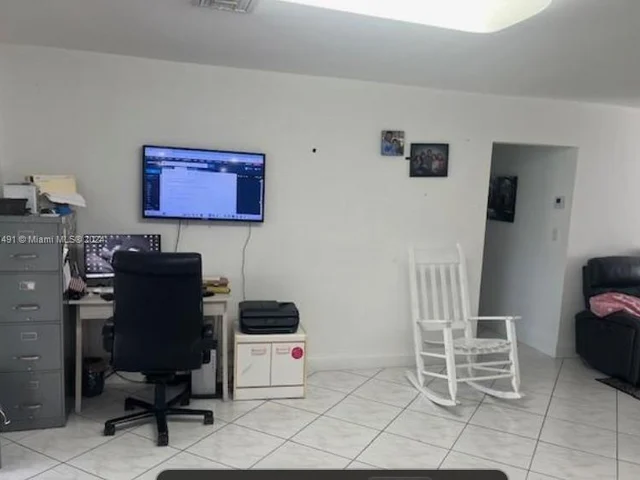 1815 N 43rd Ave, Hollywood FL 33021