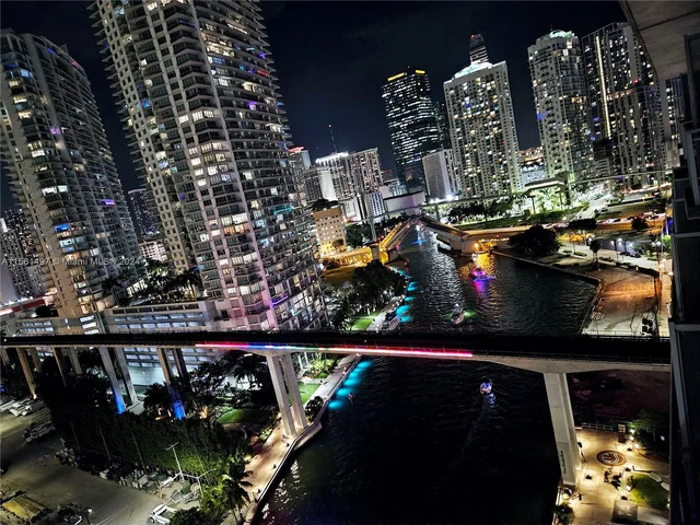 690 SW 1st Ct # 1915, Miami FL 33130