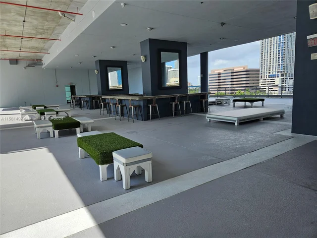 690 SW 1st Ct # 1915, Miami FL 33130