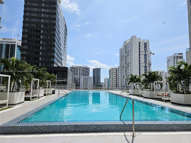 690 SW 1st Ct # 1915, Miami FL 33130