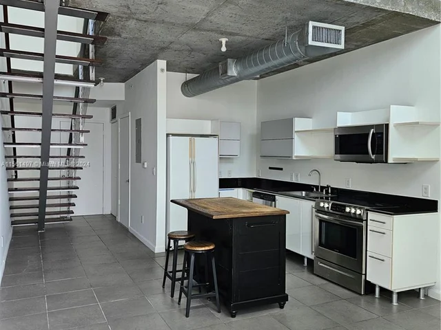 690 SW 1st Ct # 1915, Miami FL 33130