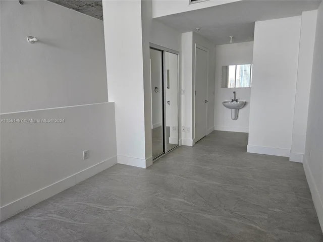 690 SW 1st Ct # 1915, Miami FL 33130