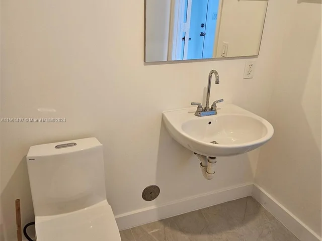 690 SW 1st Ct # 1915, Miami FL 33130