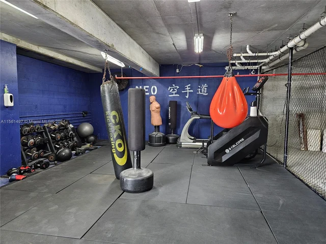 690 SW 1st Ct # 1915, Miami FL 33130