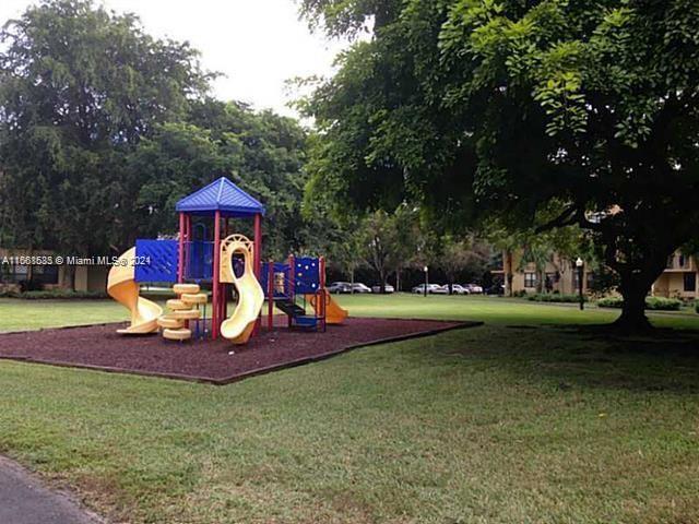 3610 N 56th Ave # 217, Hollywood FL 33021