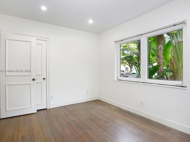 219 Menores Ave # 1, Coral Gables FL 33134