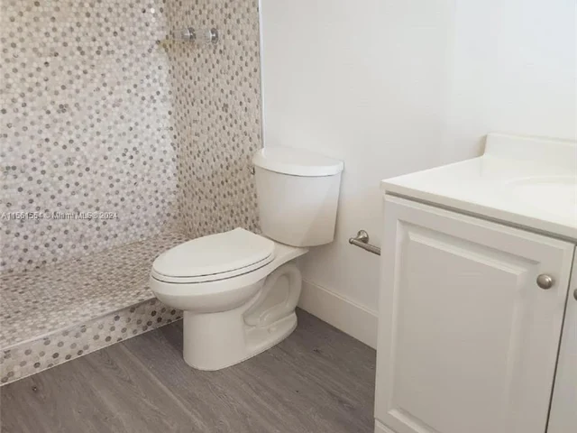 11855 NE 19th Dr # 25, North Miami FL 33181