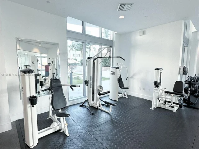 350 S Miami Ave # 1215, Miami FL 33130