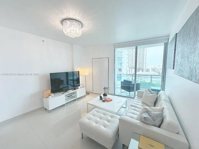 350 S Miami Ave # 1215, Miami FL 33130