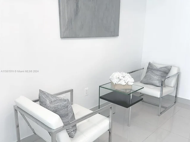 350 S Miami Ave # 1215, Miami FL 33130