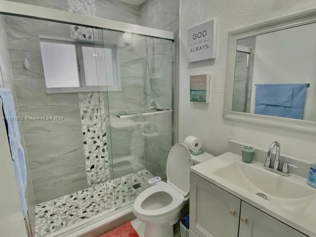 737 NW 41st St # A, Miami FL 33127