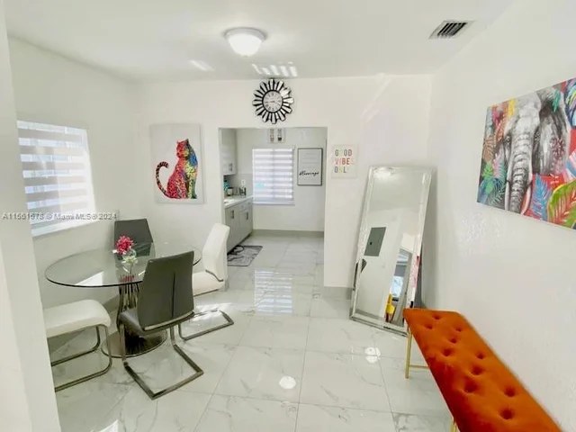 737 NW 41st St # A, Miami FL 33127