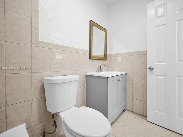 6955 SW 7th st # 4, Margate FL 33068