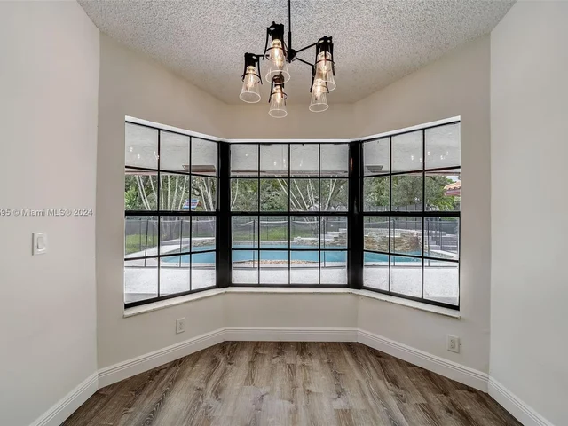 8922 NW 50th Ct, Coral Springs FL 33067