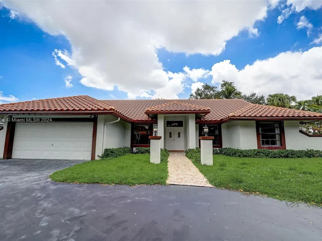 8922 NW 50th Ct, Coral Springs FL 33067