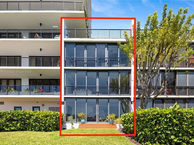 1000 Venetian Way # 101, Miami FL 33139