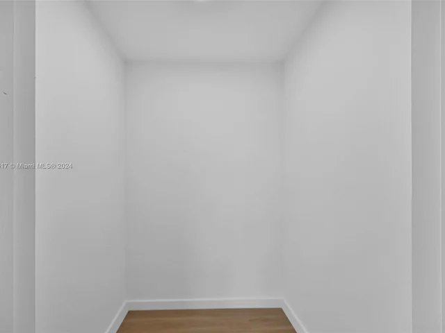 620 SW 10th St # 201, Miami FL 33130