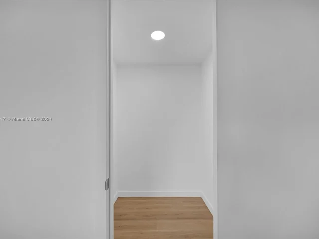 620 SW 10th St # 201, Miami FL 33130