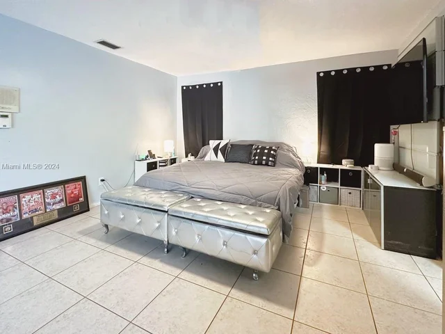 7624 SW 178th Ter, Palmetto Bay FL 33157