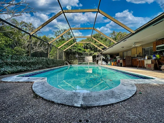 7624 SW 178th Ter, Palmetto Bay FL 33157