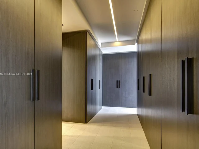 1 Collins Ave # 606, Miami Beach FL 33139