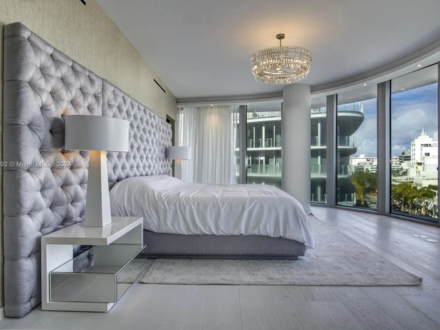 1 Collins Ave # 606, Miami Beach FL 33139