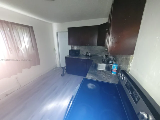 2126 NW 47th Ter # B, Miami FL 33142