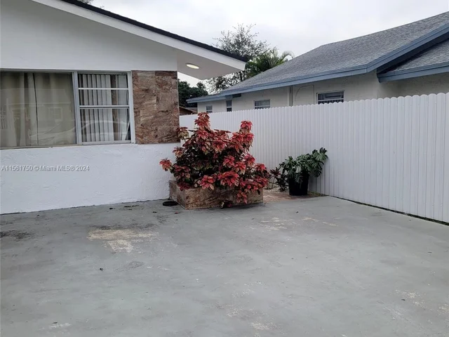 2126 NW 47th Ter # B, Miami FL 33142