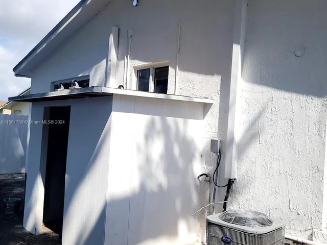 2126 NW 47th Ter # B, Miami FL 33142