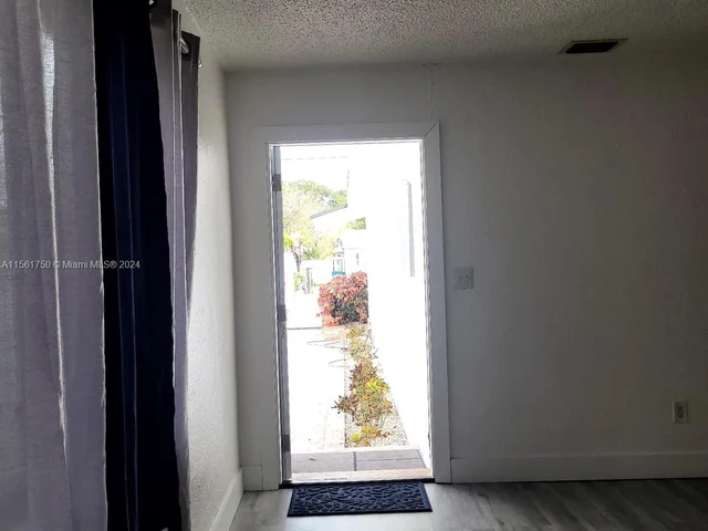 2126 NW 47th Ter # B, Miami FL 33142