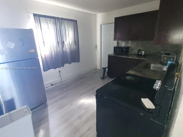 2126 NW 47th Ter # B, Miami FL 33142