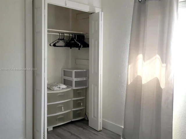 2126 NW 47th Ter # B, Miami FL 33142