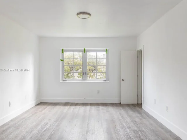 974 SW 2nd St # 1, Miami FL 33130