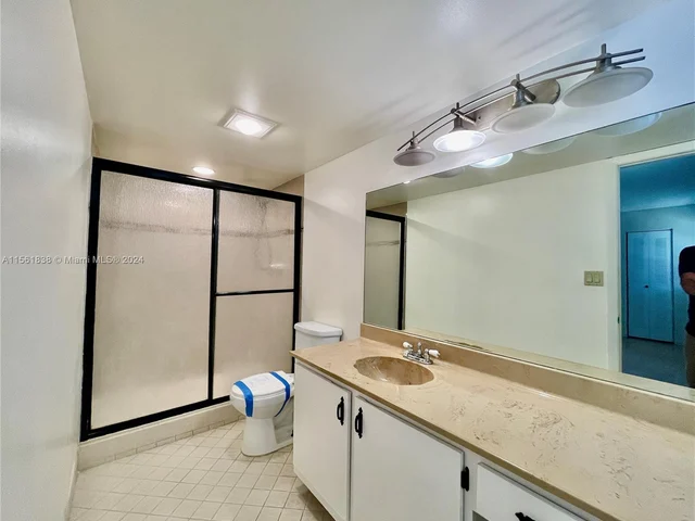 2067 Coral Ridge Dr # N202, Coral Springs FL 33071