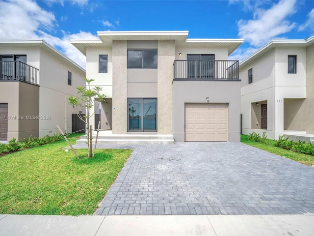 251 NW 13 Place # 251, Homestead FL 33034