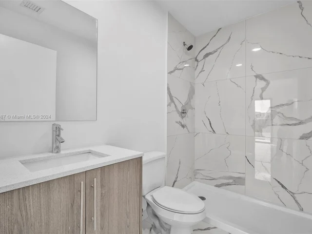 251 NW 13 Place # 251, Homestead FL 33034