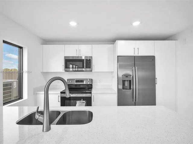 251 NW 13 Place # 251, Homestead FL 33034