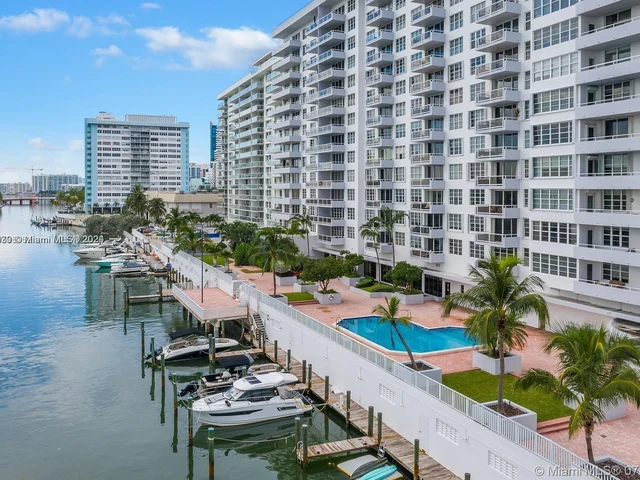 5700 Collins Ave # 11H, Miami Beach FL 33140