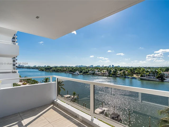 5700 Collins Ave # 11H, Miami Beach FL 33140