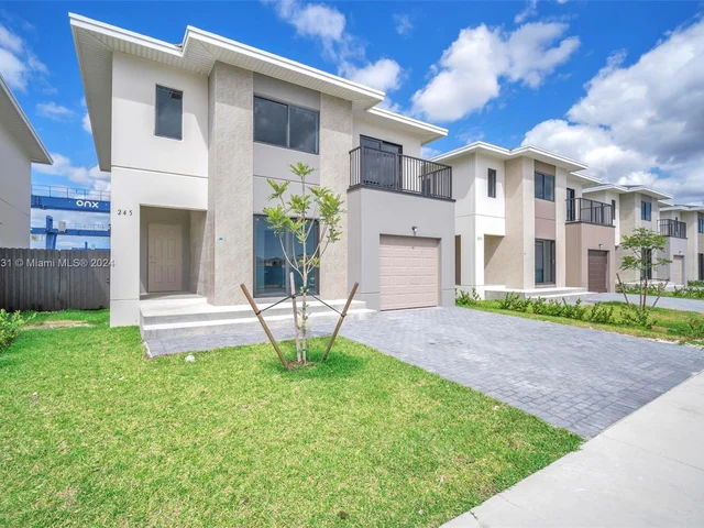 253 NW 13 Place # 253, Homestead FL 33034