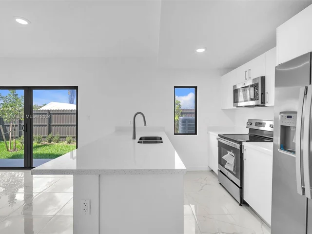 253 NW 13 Place # 253, Homestead FL 33034