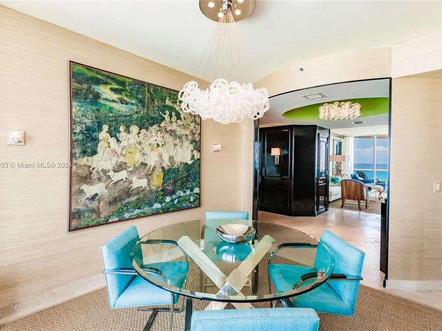 300 S Pointe Dr # 1604, Miami Beach FL 33139