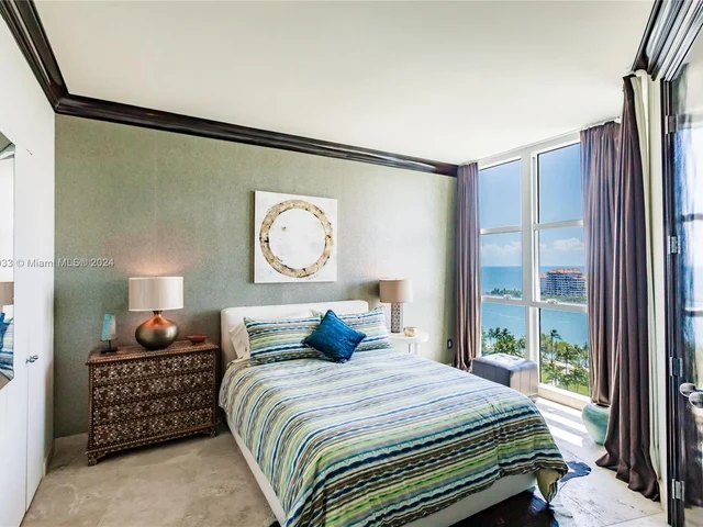 300 S Pointe Dr # 1604, Miami Beach FL 33139