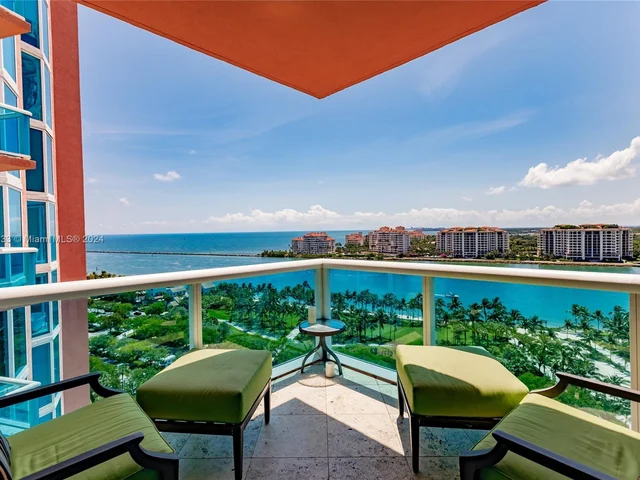 300 S Pointe Dr # 1604, Miami Beach FL 33139