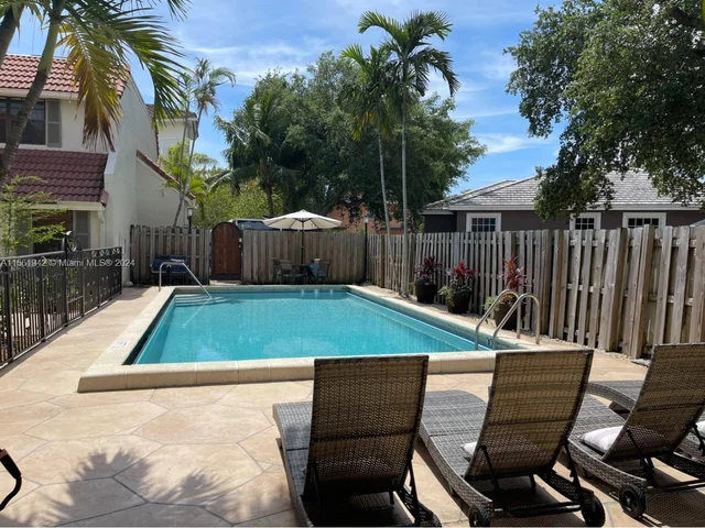 1415 Miami Rd # D, Fort Lauderdale FL 33316