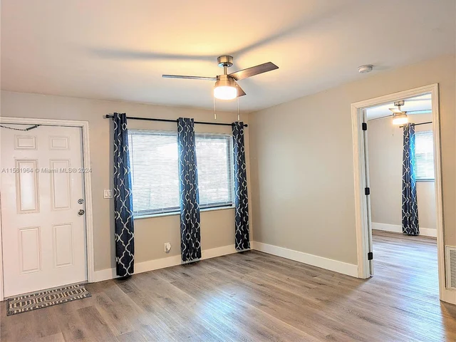 5601 NW 15th St # 3, Lauderhill FL 33313