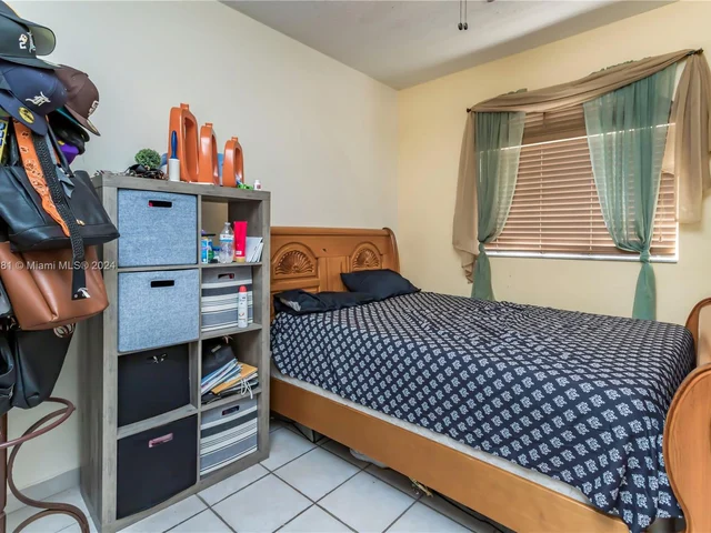 7546 W 20th Ave # 205, Hialeah FL 33016