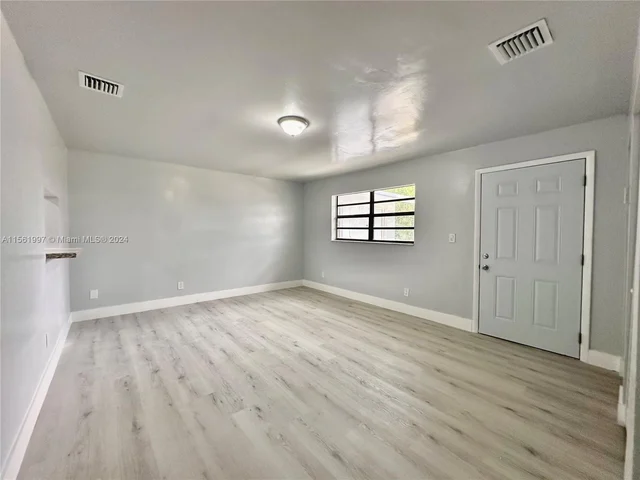 3645 NW 187th St, Miami Gardens FL 33056