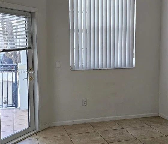 3135 NE 184th St # 2201, Aventura FL 33160