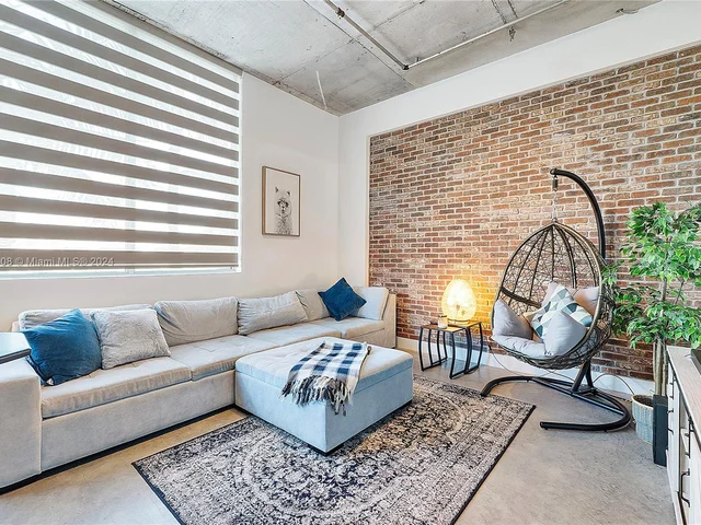 2100 Van Buren St # 102, Hollywood FL 33020